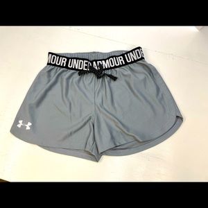 YMD UNDER ARMOUR GIRLS’ PLAY UP WORKOUT GYM SHORTS